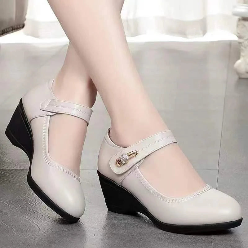 Lydora™ Comfortabele Schoenen met Middelhoge Hak