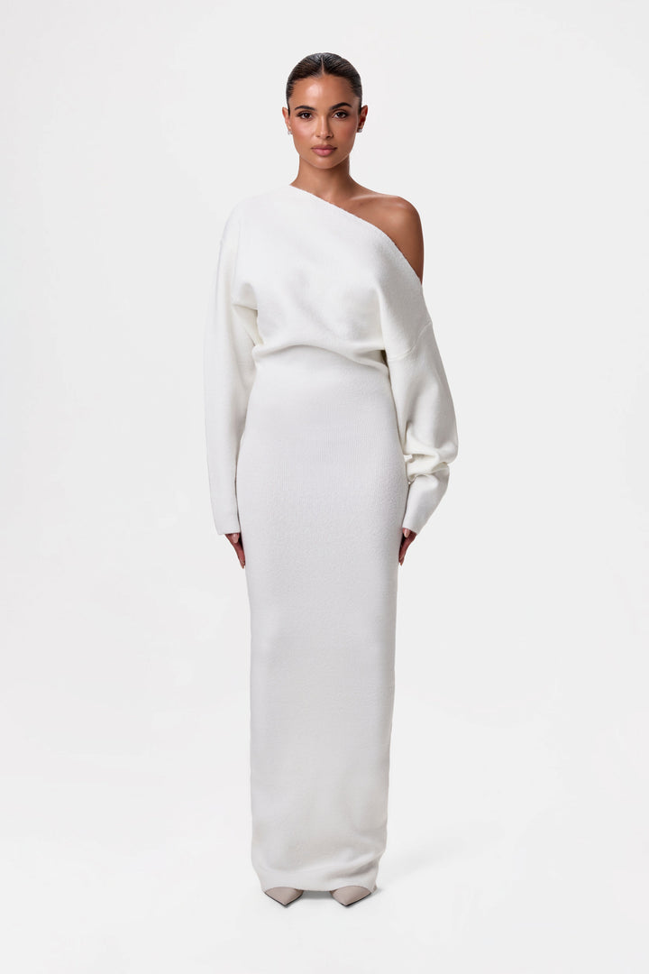 Ismara™ Trendy Off-Shoulder Jurk