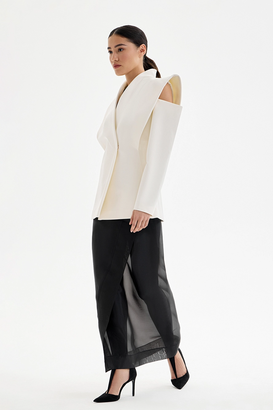 Lorvane™ Sculpturale Blazer met Schouderdetails