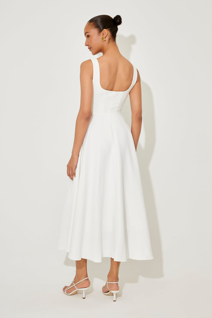 Renée™ Tijdloze midi-jurk met een zwierige pasvorm