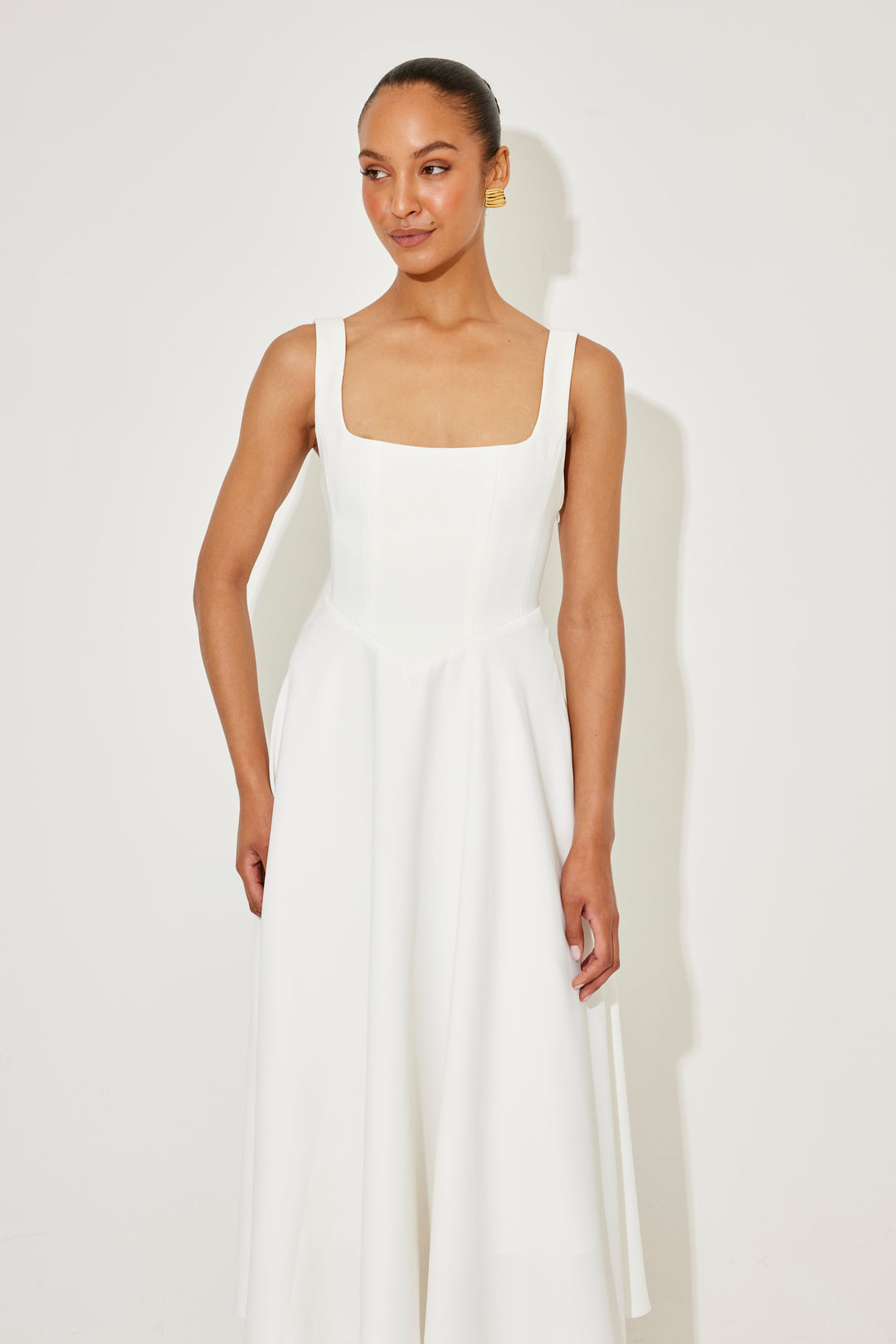 Renée™ Tijdloze midi-jurk met een zwierige pasvorm